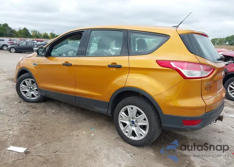 2016 Ford Escape S z USA, uszkodzony, nr VIN 1FMCU0F7XGUC07208